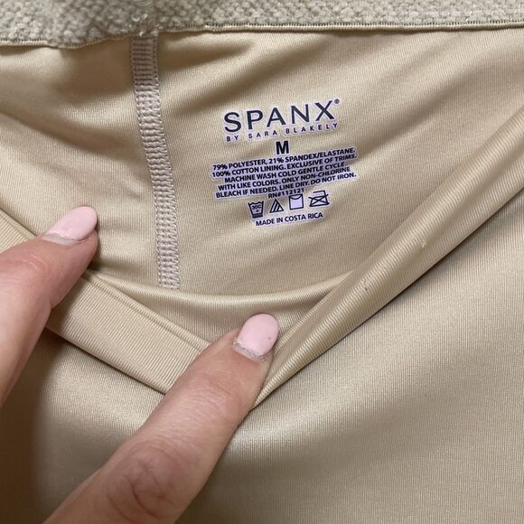 Spanx High Waisted Tummy Control Shapewear Shorts Biege Women's Size Medium M - Picture 3 of 7